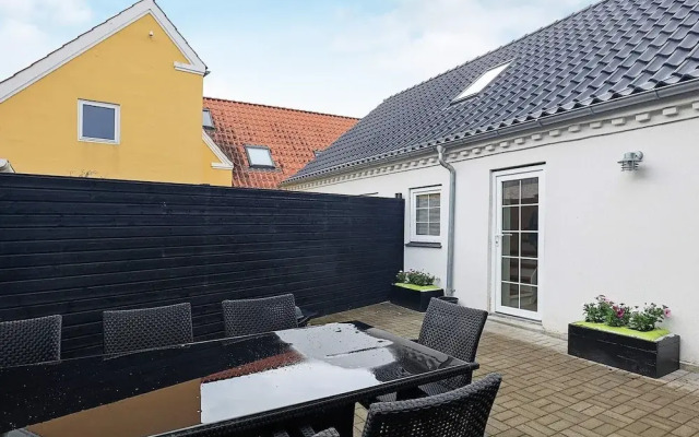 6 Person Holiday Home in Hals