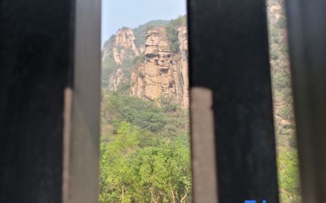 Beijing Tianmen Shanchuanli Homestay (Qinglianggu Branch)