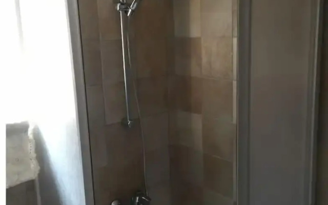 Unique 2 bedroom modern apartment