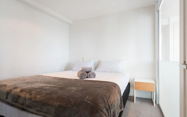 Luxury Sea View 2 Bedroom Apartment