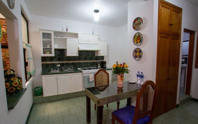 Casa de los Soles Hotel & Apartments