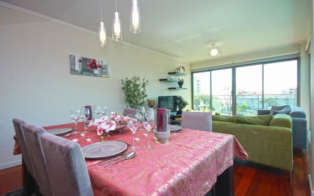 Monumental Residence