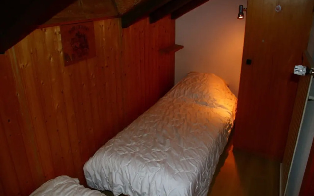 Peaceful Apartment With Amenities