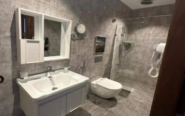 Palette Luxury MAS Hotel