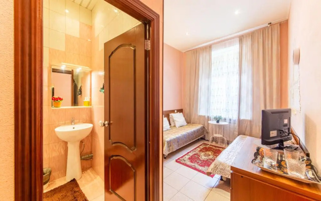 Достоевскинн на переулке Кузнечный