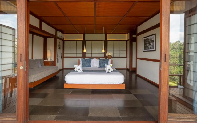 Suarapura Resort & Spa