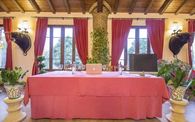 Complejo Turístico Rural Las Mayoralas