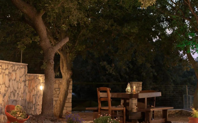 Mouria Country House