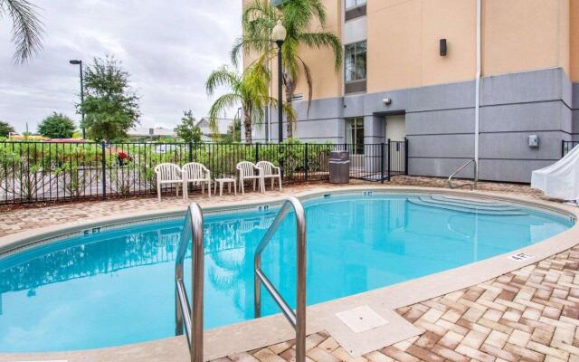 Sleep Inn & Suites Jacksonville West