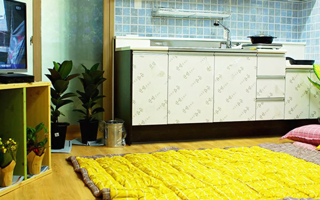 Cheonan Asan Chowon House Pension