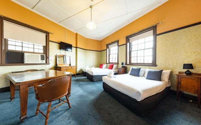 Strathfield Hotel