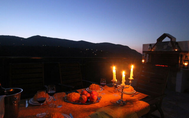 Four Seasons Villas