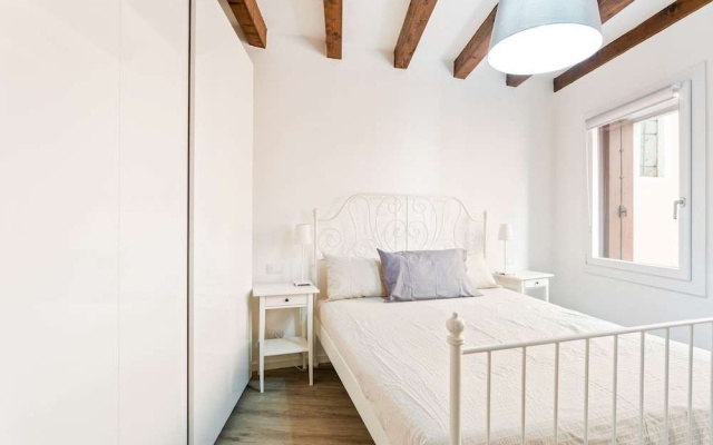 Civico 34 Central Flat