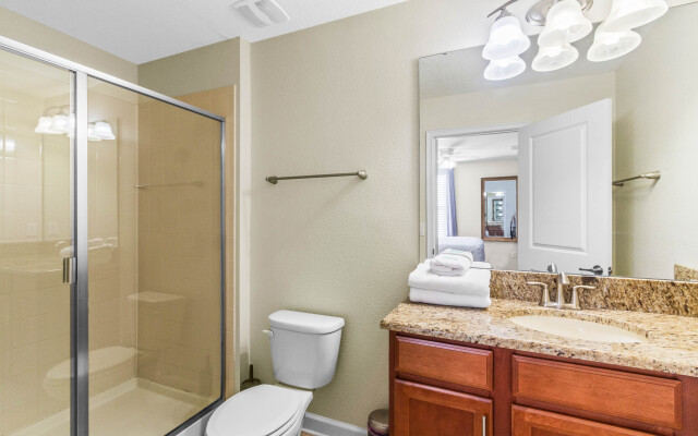 1546MVD00, Davenport , US