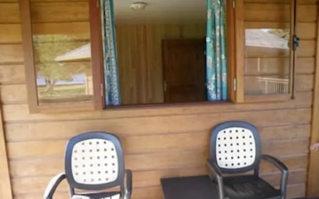 Moorea Surf Bed and Breakfast