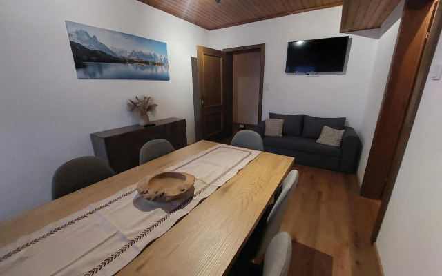 Stony Sea Apartments