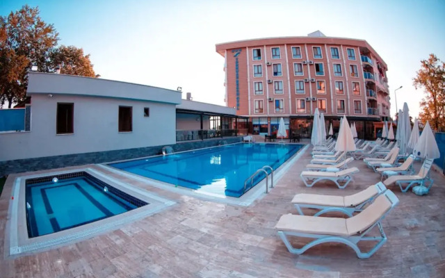 Turkuaz Beach Hotel