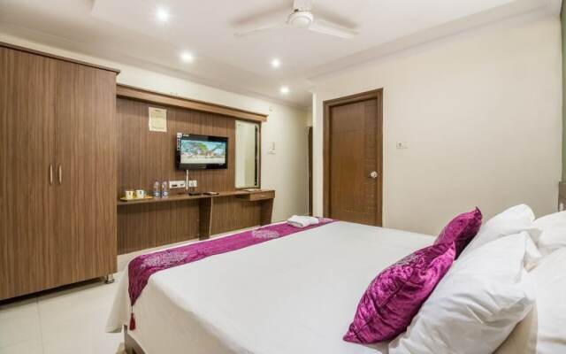 Iroomz Hotel Fusion Inn