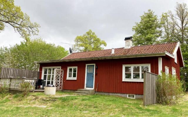 Nice holiday house located by the lake Bolmen