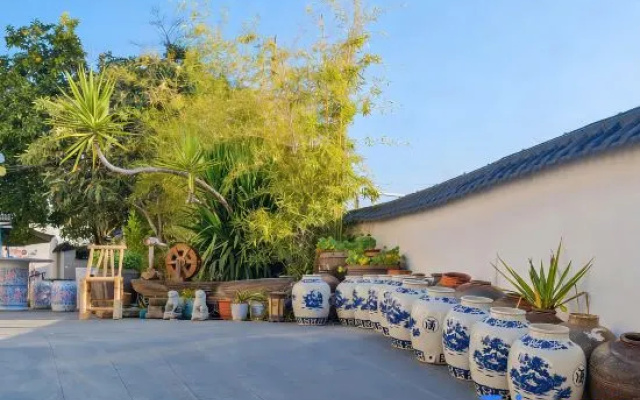 Yuangongtang Ceramic Homestay – Outside – Jingdezhen