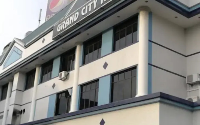 Grand City Hotel