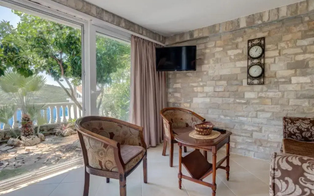 Sea Oasis Apartments - Milosevic