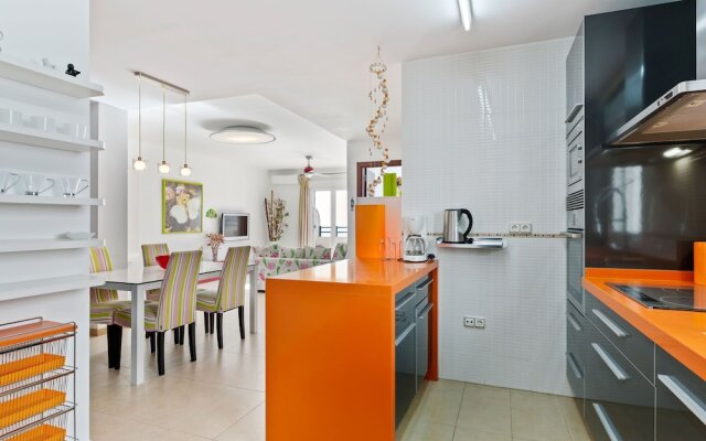 Modern Apartment in La Herradura with Sea Nearby