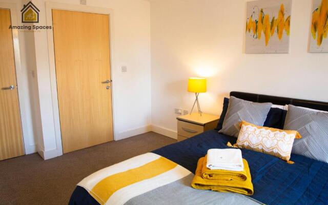 Executive 2 Bed Flat in Stockton Heath by Amazing Spaces Relocations Ltd