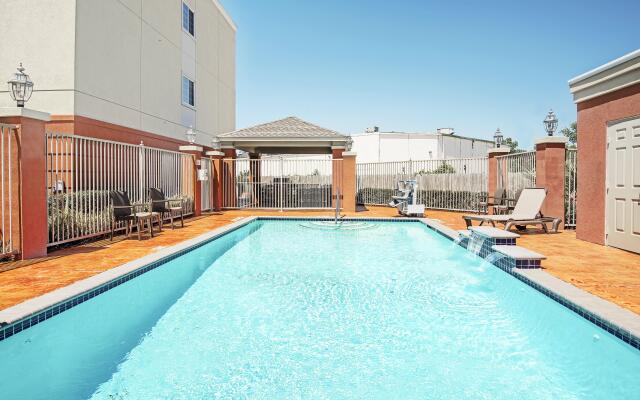 Candlewood Suites Houston NW - Willowbrook