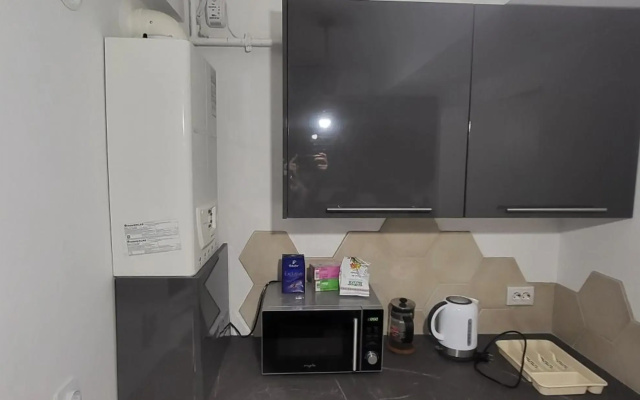 Etaj 4 fără lift. Garsoniera moderna, bloc nou