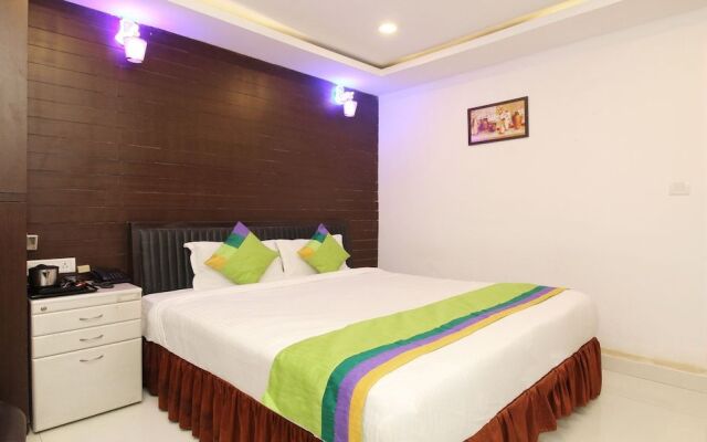 Treebo Trend Abinand Grand Bhel