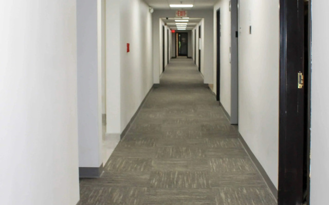 Clarion Pointe Bettendorf - Quad Cities