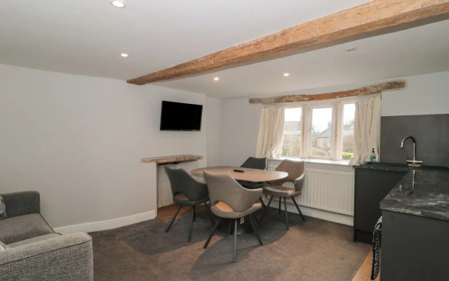 Suite 1
