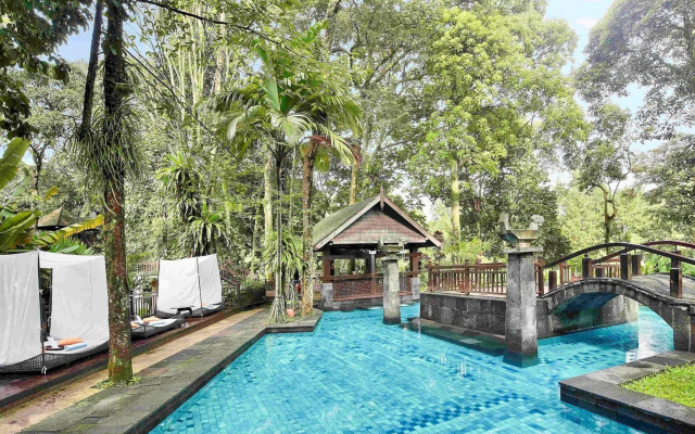 Novotel Bogor Golf Resort & Convention Center