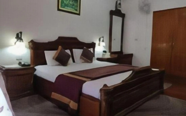 Hotel Blossom Shimla ( Bar & Restaurant )