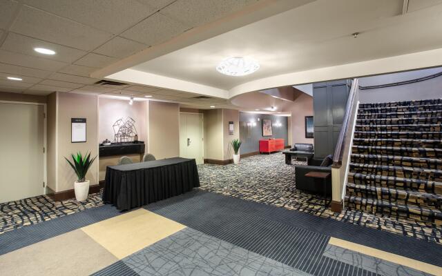 Crowne Plaza Kansas City Downtown by IHG