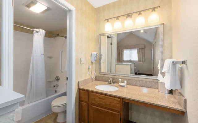 Hawthorn Suites by Wyndham Merrimack/Nashua Area