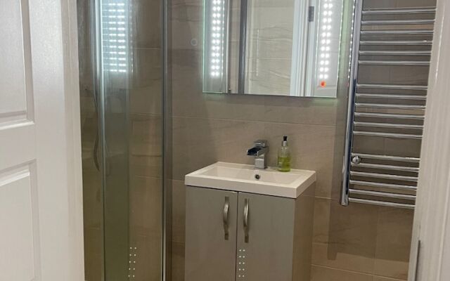 Central Nottingham Gem - Luxurious 2-bed Apartment