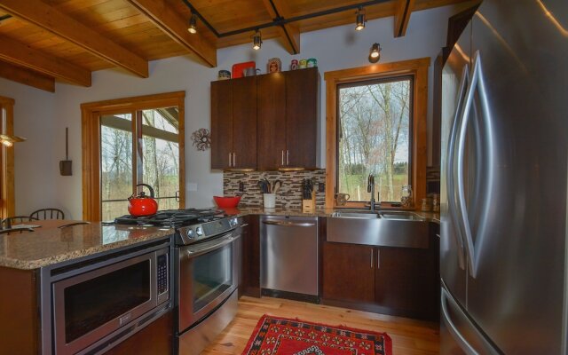 Livin' Lodge 3 Bedroom House