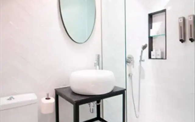 Hotel Calmo Hamilton