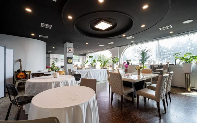 Incheon (Seokmodo) Hotel