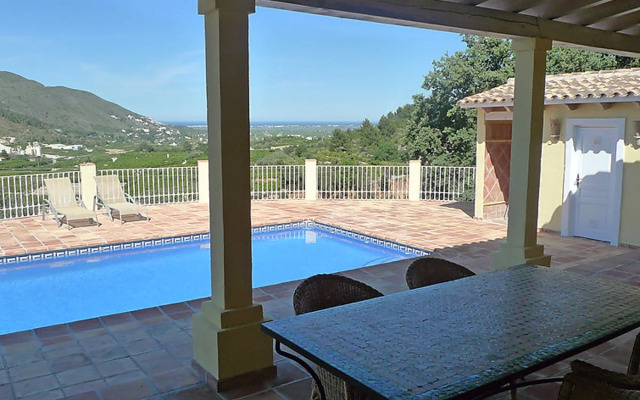 House Eretat Falcone