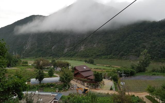 Danyang yangjigol hwangto pension