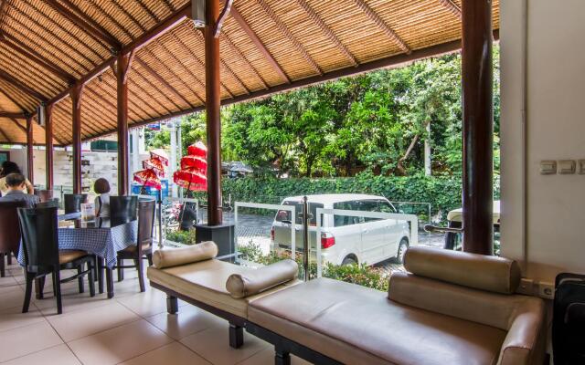Ozz Hotel - Kuta Bali