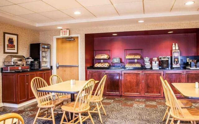 Comfort Inn Warwick Airport