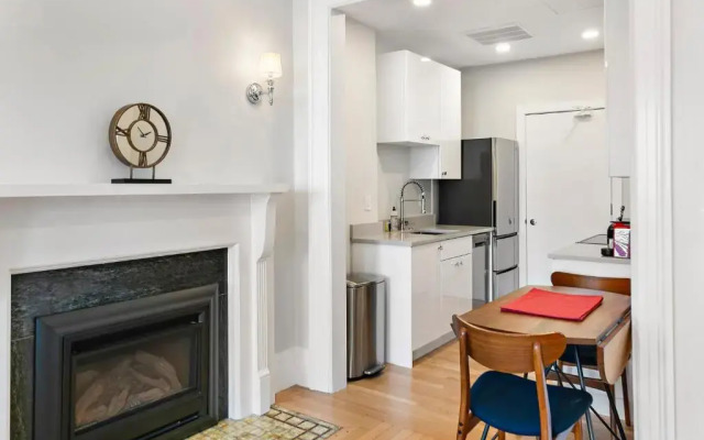 Charlesgate Suites