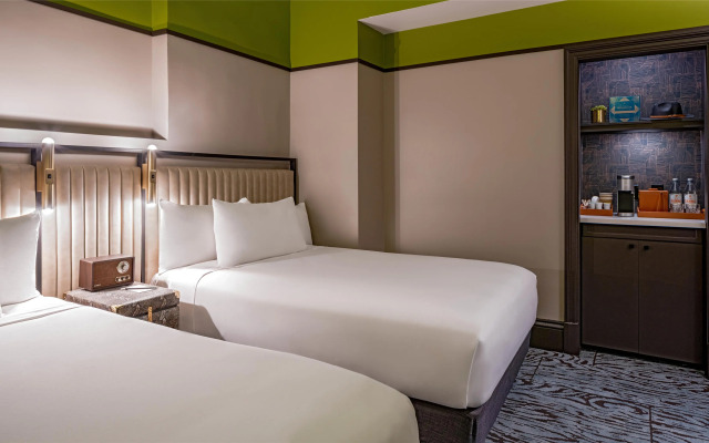 The Pelham Hotel