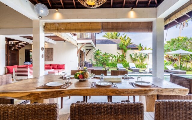 Pristine Villa Yuyu Balian
