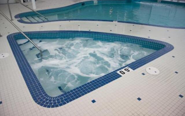 St. Albert Inn & Suites