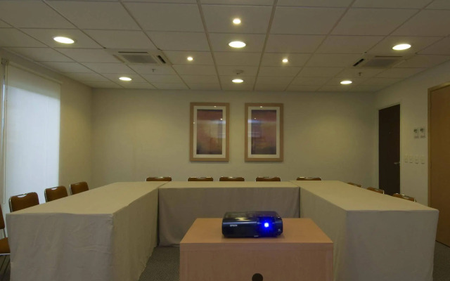 City Express by Marriott Mazatlán